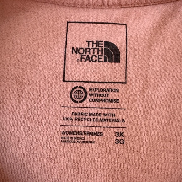 The North Face International Women’s Day Graphic T-shirt Pink Plus Size 3X - Picture 7 of 7
